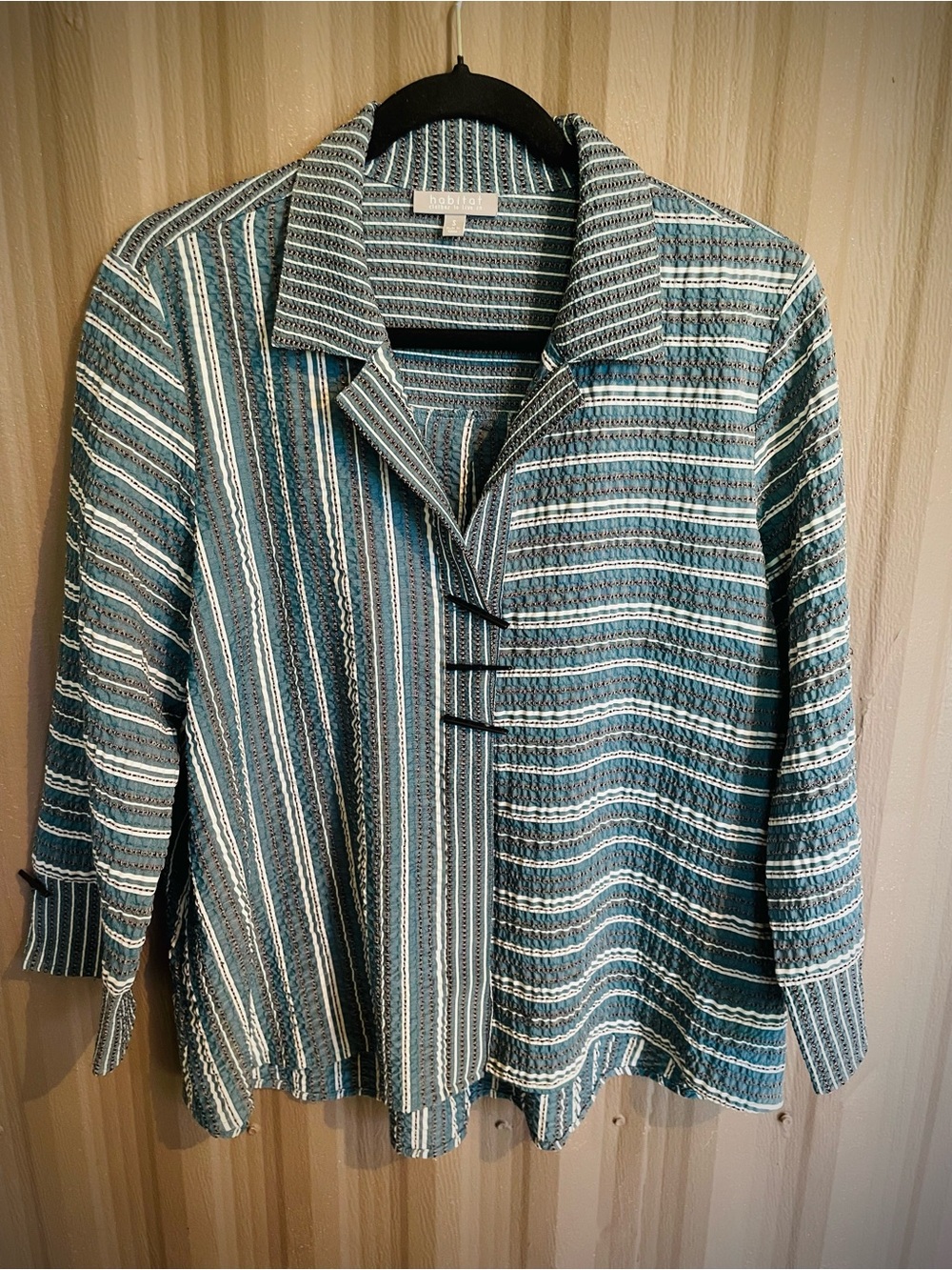 HABITAT Crinkle Gauzy Top Toggle Button Tunic Blouse Green Stripe Unique sz S - Picture 8 of 15
